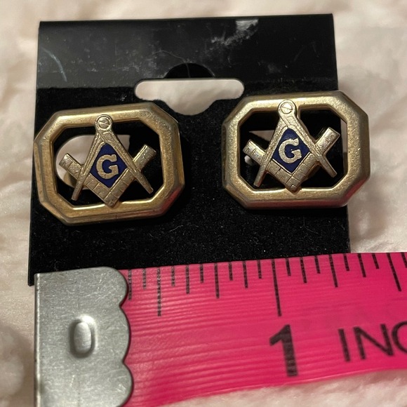 Vintage Masonic Cufflinks Gold Tone Square Compass G Freemasonry grand lodge .5" - Picture 1 of 7